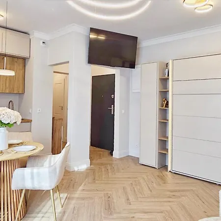 Holidayhomepl Centrum Nor2u4 Z Osobna Sypialnia, Garaz Gratis Appartamento *