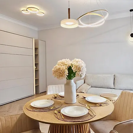Appartamento Holidayhomepl Centrum Nor2u4 Z Osobna Sypialnia, Garaz Gratis *